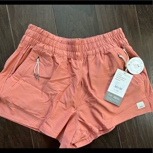 Vuori Dash Shorts.  New with tags.  XS Cinnamon